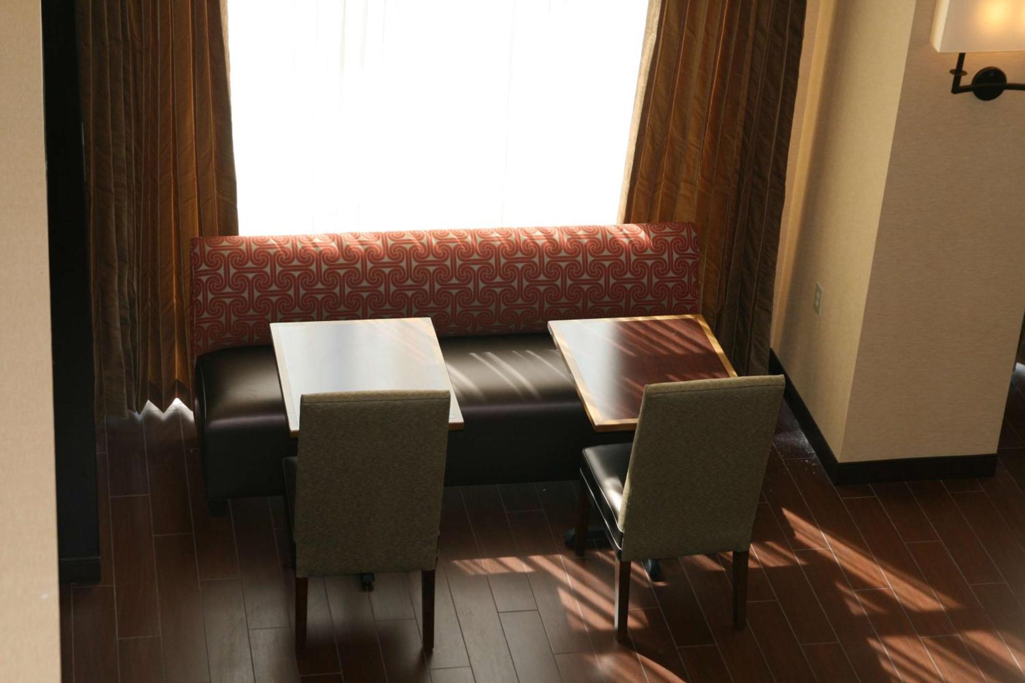 Hampton Inn & Suites Oxford-Anniston Ngoại thất bức ảnh