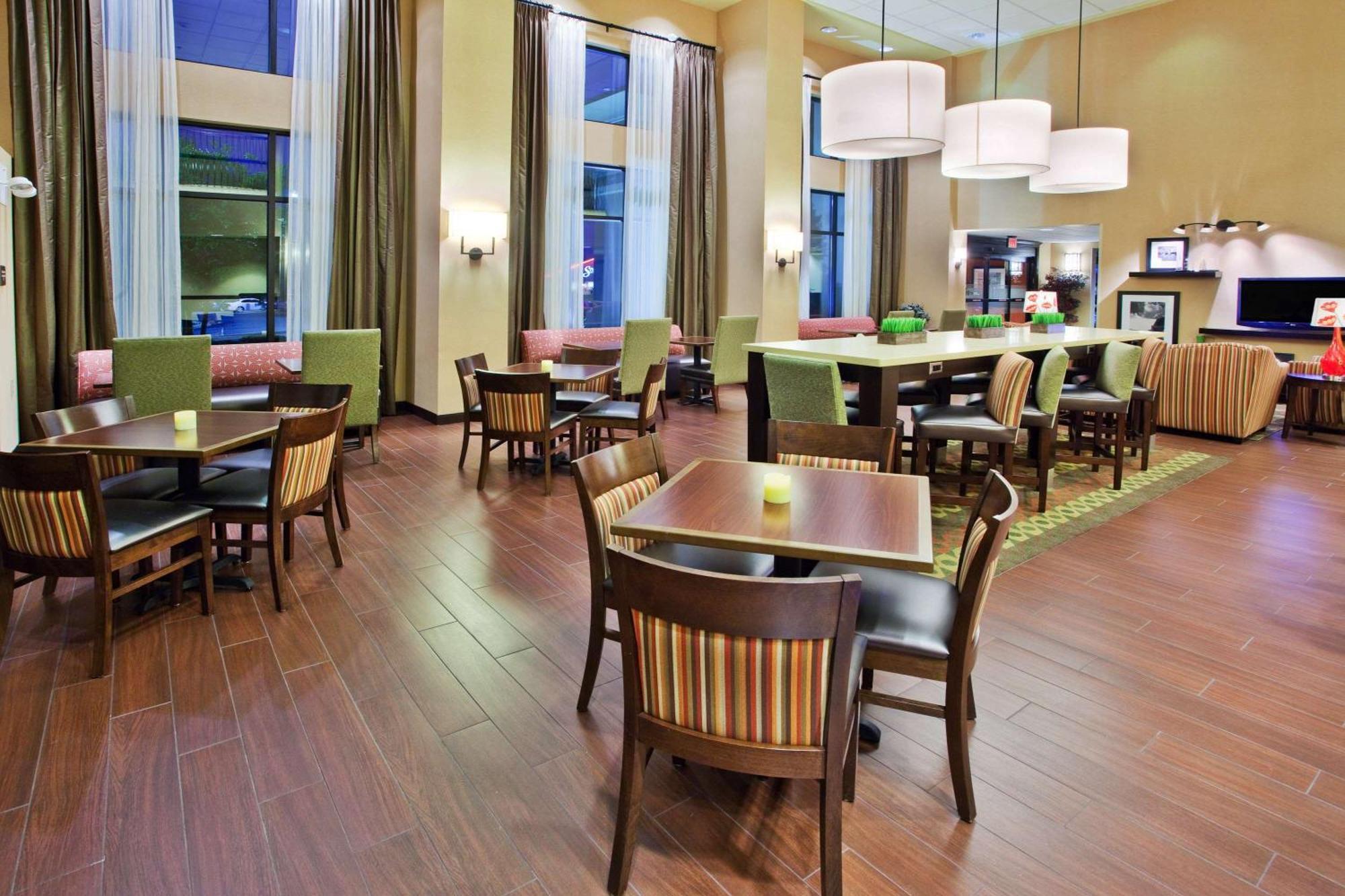 Hampton Inn & Suites Oxford-Anniston Nhà hàng bức ảnh