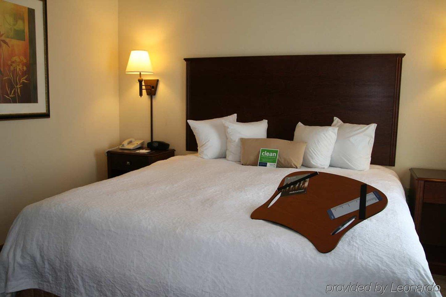 Hampton Inn & Suites Oxford-Anniston Phòng bức ảnh